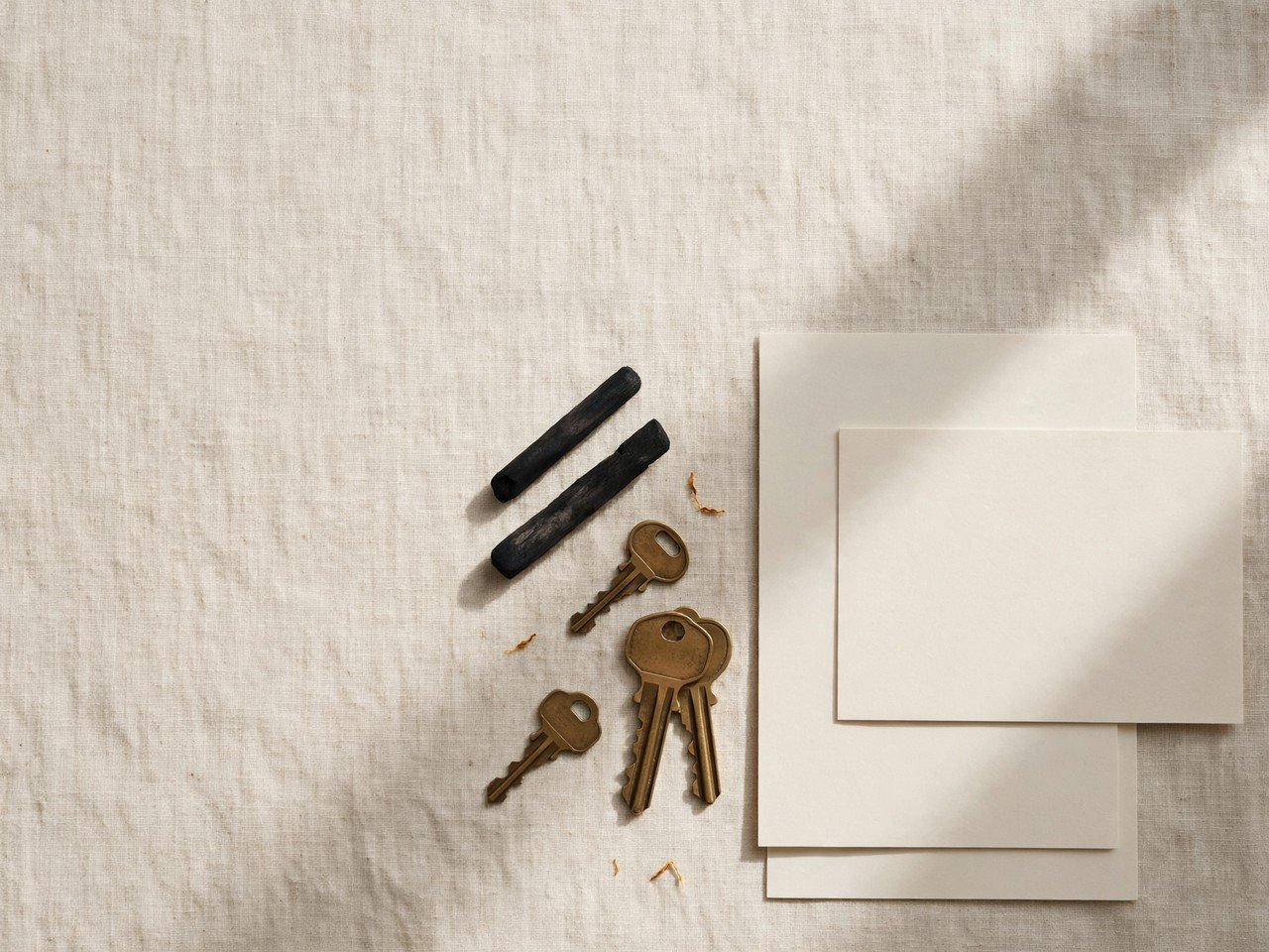 Keys and plain note cards